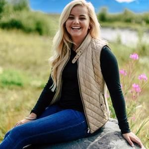 Meet your Posher, Lexi